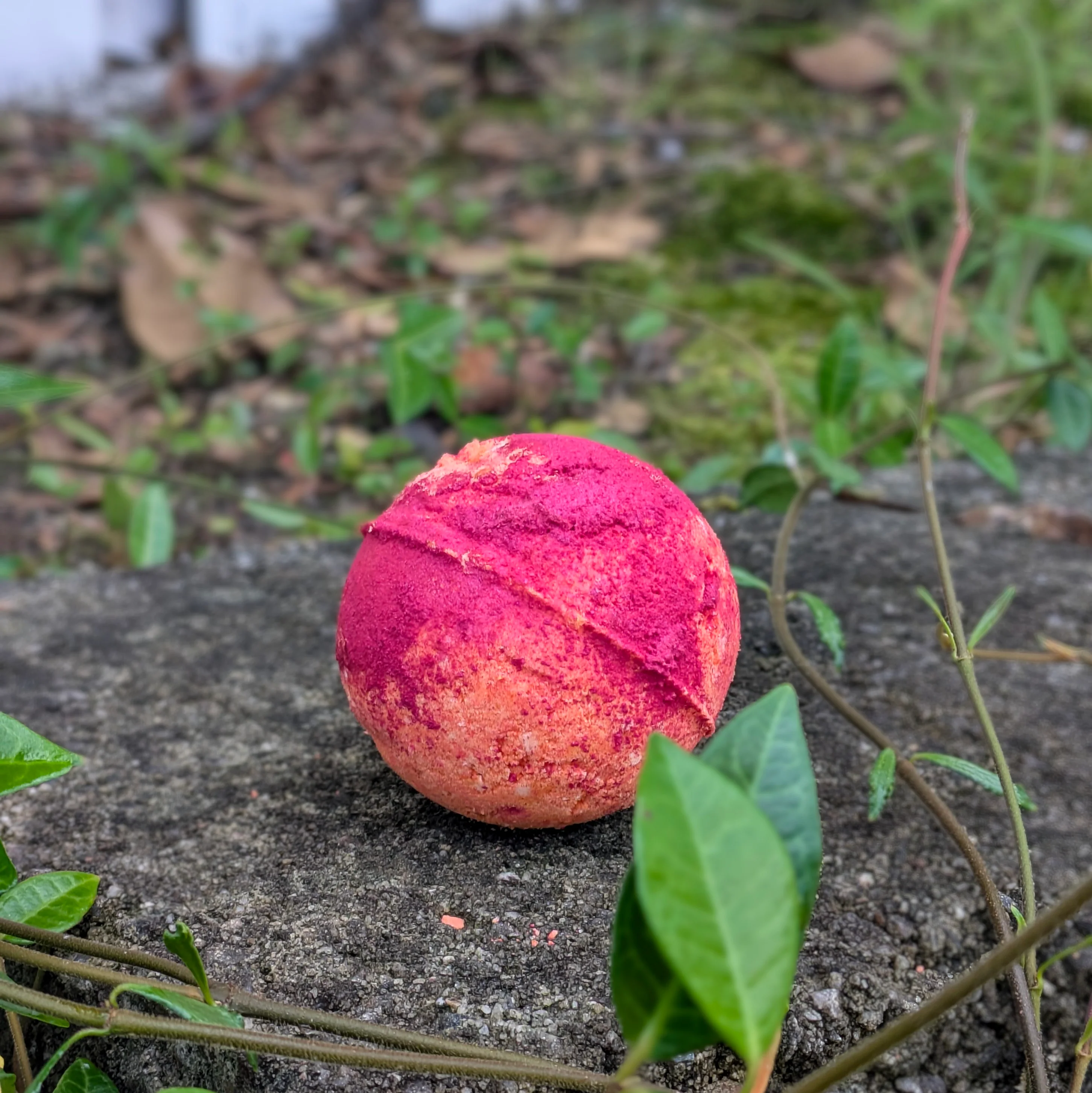 Song of The Summer - Uber Moisturizing Bath Bomb [TRIPLE SIZED] - Image 3
