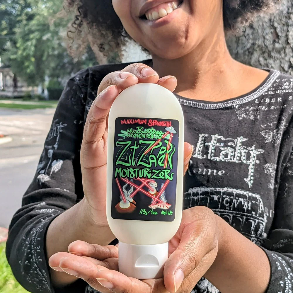 Zit Zapper! ⚡ Antimicrobial Daily Moisturizer 🧴 | Tea Tree X Hemp Oil - Image 5